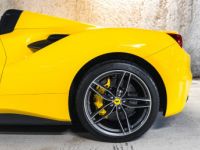 Ferrari 488 Spider Finition Atelier V8 3.9 670 - <small>A partir de </small>2.320 EUR <small>/ mois</small> - #15