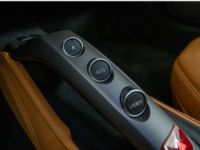 Ferrari 488 Spider Passenger display - <small></small> 270.000 € <small>TTC</small> - #15