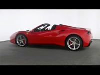 Ferrari 488 Spider V8 3.9 T 670ch - <small></small> 265.000 € <small>TTC</small> - #12