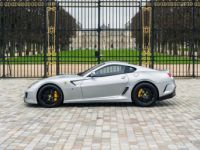 Ferrari 599 GTO *Argento Nürburgring* - <small></small> 875.000 € <small>TTC</small> - #2