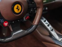 Ferrari 812 Superfast *Grigio Silverstone* - <small></small> 319.900 € <small>TTC</small> - #16