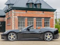 Ferrari California 4.3i V8 Cabrio 460pk - HISTORIEK - CAMERA - MEMORYSEATS - <small></small> 89.999 € <small>TTC</small> - #12