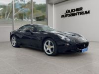 Ferrari California V8 4.3 L 460 Climatisation automatique bizone Écran tactile Régulateur de vitesse Garantie Power15 chez Ferrari possible ! - <small></small> 119.990 € <small>TTC</small> - #3