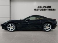 Ferrari California V8 4.3 L 460 Climatisation automatique bizone Écran tactile Régulateur de vitesse Garantie Power15 chez Ferrari possible ! - <small></small> 119.990 € <small>TTC</small> - #7