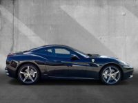 Ferrari California V8 4.3 L 460 Climatisation automatique bizone Pack sport  Sièges sport et chauffants Garantie FERRARI Approved 08/2024 Reconductible ! - <small></small> 132.990 € <small>TTC</small> - #6