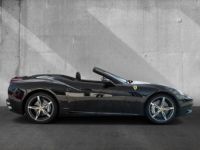 Ferrari California V8 4.3 L 460 Climatisation automatique bizone Pack sport  Sièges sport et chauffants Garantie FERRARI Approved 08/2024 Reconductible ! - <small></small> 132.990 € <small>TTC</small> - #13