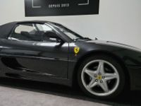 Ferrari F355 F355 SPIDER MANUAL - <small></small> 135.000 € <small>TTC</small> - #38