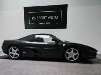 Ferrari F355 F355 SPIDER MANUAL - <small></small> 135.000 € <small>TTC</small> - #44