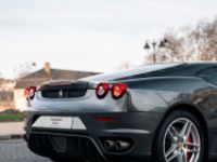 Ferrari F430 – Grigio Silverstone Pack Carbone Intérieur Complet Première Main Française - <small></small> 114.900 € <small></small> - #6