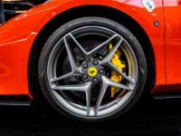 Ferrari F8 Tributo SPIDER 3.9 720 DCT - <small></small> 384.900 € <small>TTC</small> - #17