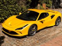 Ferrari F8 Tributo Spider Giallo Triplo Strato-Full Carbon-Belgian car - <small></small> 359.400 € <small>TTC</small> - #4