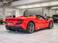 Ferrari F8 Tributo Spider PREMIERE MAIN GARANTIE FERRARI 2026 CARBON LIFT CAMERA AVANT ARRIERE - <small></small> 338.000 € <small>TTC</small> - #5