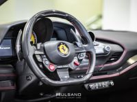 Ferrari F8 Tributo Spider PREMIERE MAIN GARANTIE FERRARI 2026 CARBON LIFT CAMERA AVANT ARRIERE - <small></small> 338.000 € <small>TTC</small> - #13