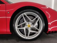 Ferrari F8 Tributo V8 3.9 721 ch  Céramic * LIFT * 1èreM * entretien Ferrari de 7 ans jusqu'au 08/2027 * Garantie Ferrari Approved 24 mois Reconductible - <small></small> 299.990 € <small>TTC</small> - #13