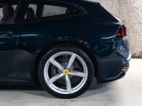 Ferrari GTC4 Lusso V12 6.3 690 Blu Pozzi - <small>A partir de </small>2.230 EUR <small>/ mois</small> - #9