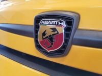 Fiat 500 Abarth 695 - biposto record 1.4 l 190 cv n° 007 > 133 - <small></small> 43.990 € <small>TTC</small> - #19