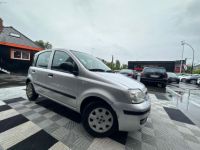Fiat Panda ii 1.2 8v 69 30 - <small></small> 3.990 € <small>TTC</small> - #1