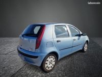 Fiat Punto 1.2i 5 portes Garantie 3 mois - <small></small> 2.990 € <small>TTC</small> - #3