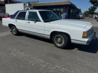 Ford Crown Victoria ltd  - <small></small> 15.200 € <small>TTC</small> - #1