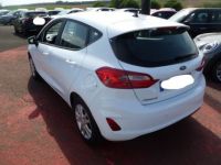 Ford Fiesta 1.1 ESSENCE 70CH BUSINESS 5 PORTES - <small></small> 11.950 € <small>TTC</small> - #4