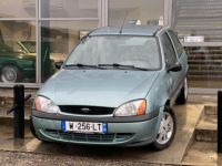 Ford Fiesta 1.2 75cv 1ère main 56204 km réels - <small></small> 3.990 € <small>TTC</small> - #1