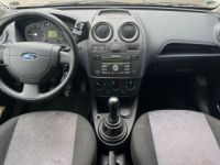 Ford Fiesta 1.3 60ch - <small></small> 3.990 € <small>TTC</small> - #12