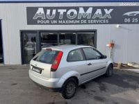 Ford Fiesta 1.3i 2002 BERLINE Ambiente PHASE 1 - <small></small> 2.990 € <small>TTC</small> - #2