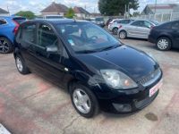 Ford Fiesta 1,4 TDCi 70 CV CLIM 4CV - <small></small> 3.290 € <small>TTC</small> - #7