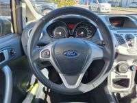 Ford Fiesta 1.4 TDCi 70cv Trend 5P 2ème main - <small></small> 5.990 € <small>TTC</small> - #17