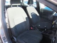 Ford Fiesta 1.5 TDCi 85 ch SetS BVM6 Connect Business - <small></small> 9.990 € <small>TTC</small> - #9