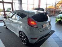 Ford Fiesta 1,6 200 EDITION LIMITED PACK PERFORMANCE HIFI SONY REGULATEUR RECARO HIVER PARK PILOT EC - <small></small> 18.990 € <small>TTC</small> - #24