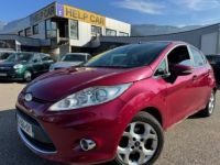 Ford Fiesta 1.6 TDCI 90CH GHIA 5P - <small></small> 5.490 € <small>TTC</small> - #1