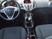 Ford Fiesta 1.25i Champions League - <small></small> 6.500 € <small>TTC</small> - #6