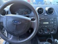 Ford Fiesta III 1.4 16v 80ch Ghia Durashift 3p - <small></small> 5.500 € <small>TTC</small> - #8