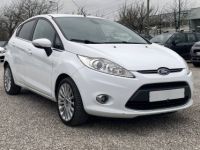 Ford Fiesta IV 1.4 TDCi 70ch FAP Titanium 5p - <small></small> 7.500 € <small>TTC</small> - #1