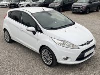 Ford Fiesta IV 1.4 TDCi 70ch FAP Titanium 5p - <small></small> 7.500 € <small>TTC</small> - #9