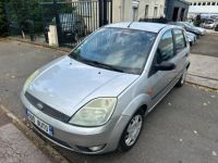 Ford Fiesta IV 1400 TDCI AMBIENTE 5P - <small></small> 2.995 € <small>TTC</small> - #1