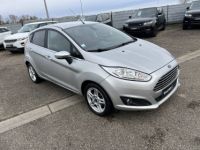 Ford Fiesta IV 1.5 TDCi 75ch 4cv 5Portes 5Places Régulateur ClimAuto - <small></small> 5.990 € <small>TTC</small> - #2