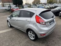 Ford Fiesta IV 1.5 TDCi 75ch 4cv 5Portes 5Places Régulateur ClimAuto - <small></small> 5.990 € <small>TTC</small> - #6