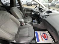 Ford Fiesta IV 1.5 TDCi 75ch 4cv 5Portes 5Places Régulateur ClimAuto - <small></small> 5.990 € <small>TTC</small> - #13