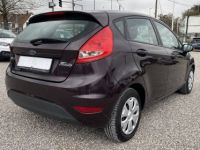 Ford Fiesta IV 1.6 TDCi 90ch DPF ECOnetic 5p - <small></small> 4.500 € <small>TTC</small> - #3