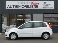 Ford Fiesta Phase 2 1.4 TDCi 68cv - <small></small> 3.490 € <small>TTC</small> - #2