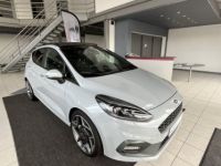 Ford Fiesta ST 1,5 200 TOIT PANORAMIQUE GPS KEYLESS APPLE CARPLAY RECARO FULL LED BLUETOOTH HIFI B&O REGU - <small></small> 22.990 € <small>TTC</small> - #25