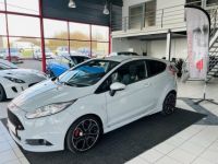 Ford Fiesta ST 1,6 200 EDITION LIMITED PACK PERF GPS CAMERA REGULATEUR KEYLESS SONY PARK PILOT BLUETOOTH  - <small></small> 17.990 € <small>TTC</small> - #1