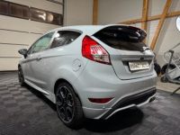 Ford Fiesta ST200 1.6 EcoBoost 200 ST200 - <small></small> 17.490 € <small>TTC</small> - #3