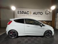 Ford Fiesta ST200 1.6 EcoBoost 200 ST200 - <small></small> 17.490 € <small>TTC</small> - #6