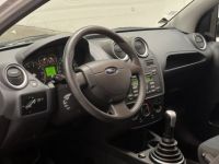 Ford Fiesta V 1.4 16V 80cv  - <small></small> 3.999 € <small>TTC</small> - #8