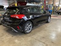 Ford Focus 1.5 EcoBlue 120 SetS MECA 6 ST LINE - <small></small> 17.900 € <small>TTC</small> - #2