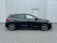 Ford Focus 1.5 EcoBlue ST-Line X -- BOITE AUTO GPS - <small></small> 18.990 € <small>TTC</small> - #7