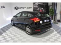 Ford Focus 1.5 TDCi - 120 S&S III 2011 BERLINE Titanium PHASE 2 - <small></small> 15.490 € <small>TTC</small> - #4